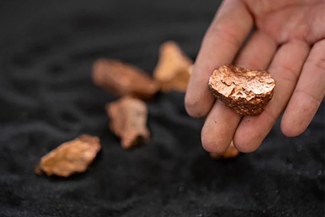 Vizsla Copper Expands Exploration With Two‑Rig Program at Thira