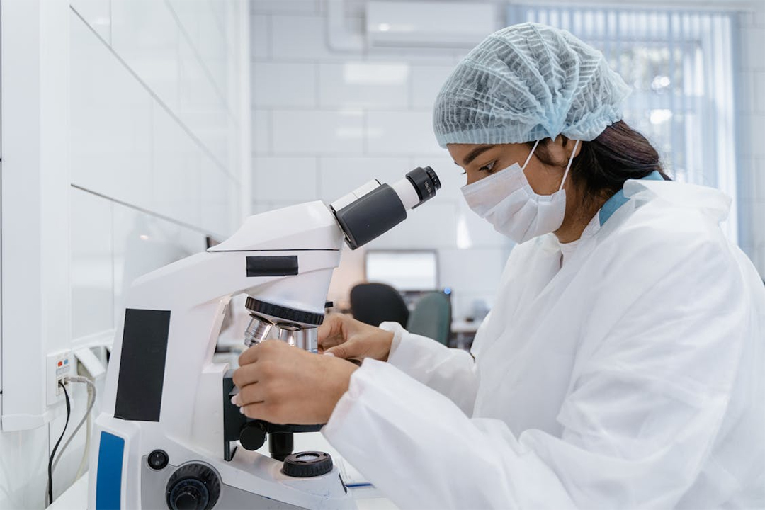 Biotech Weekly: Lung Cancer Data, Emerging Stock Drug Launch, Stroke Trial