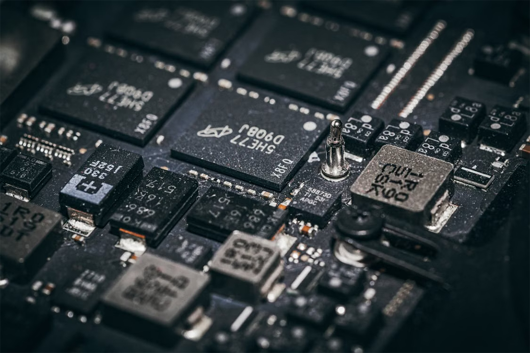 AI Memory Boom: Micron Record Earnings and SK Hynix $29B IPO Filing