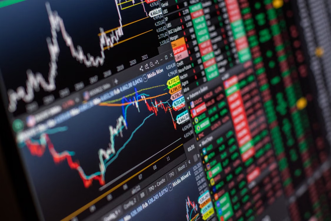 SK Hynix Raises $26.5 Billion in New York as Q32 Bio Gains 64%, Orosur Drills 135 Meters of Gold and Visa Launches Its Stablecoin