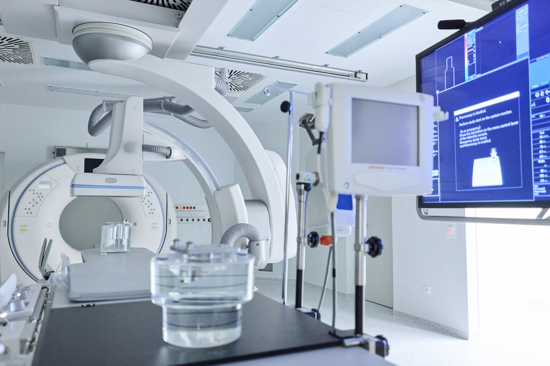 RenovoRx Hits 52-Week High as Revenue and Trial News Align