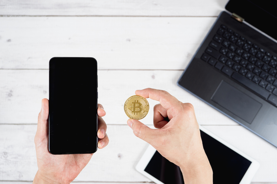 VersaBank Starts US Commercial Phase for VUSD Tokenized Deposits